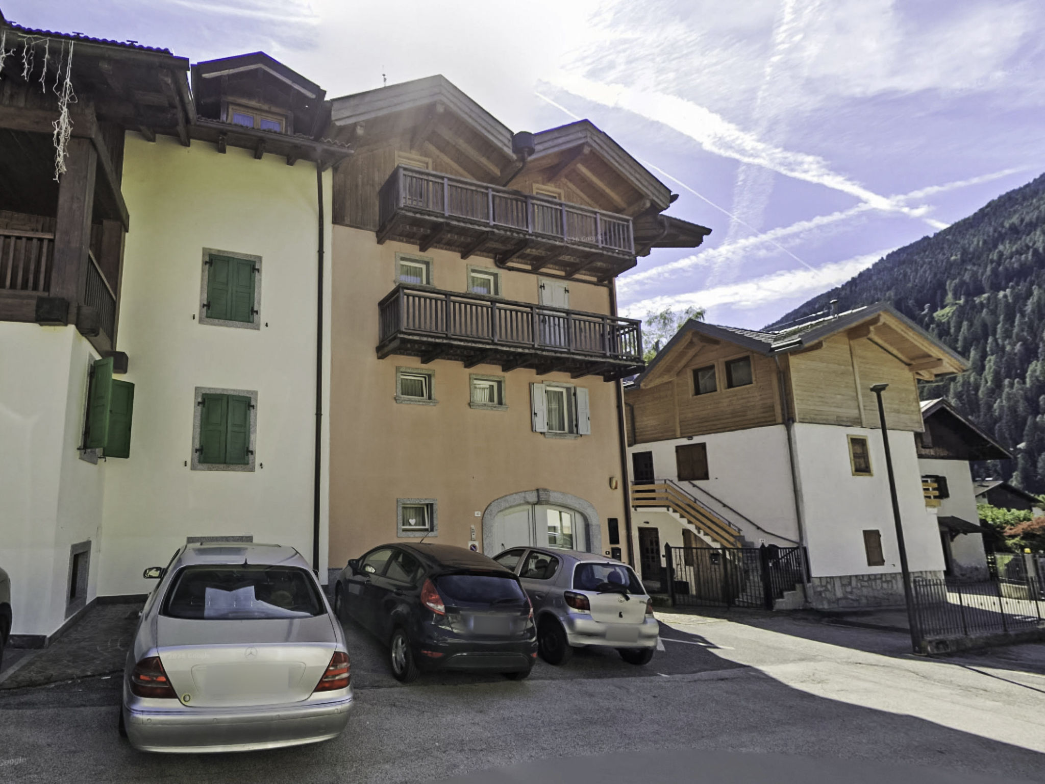 Photo of Rugia