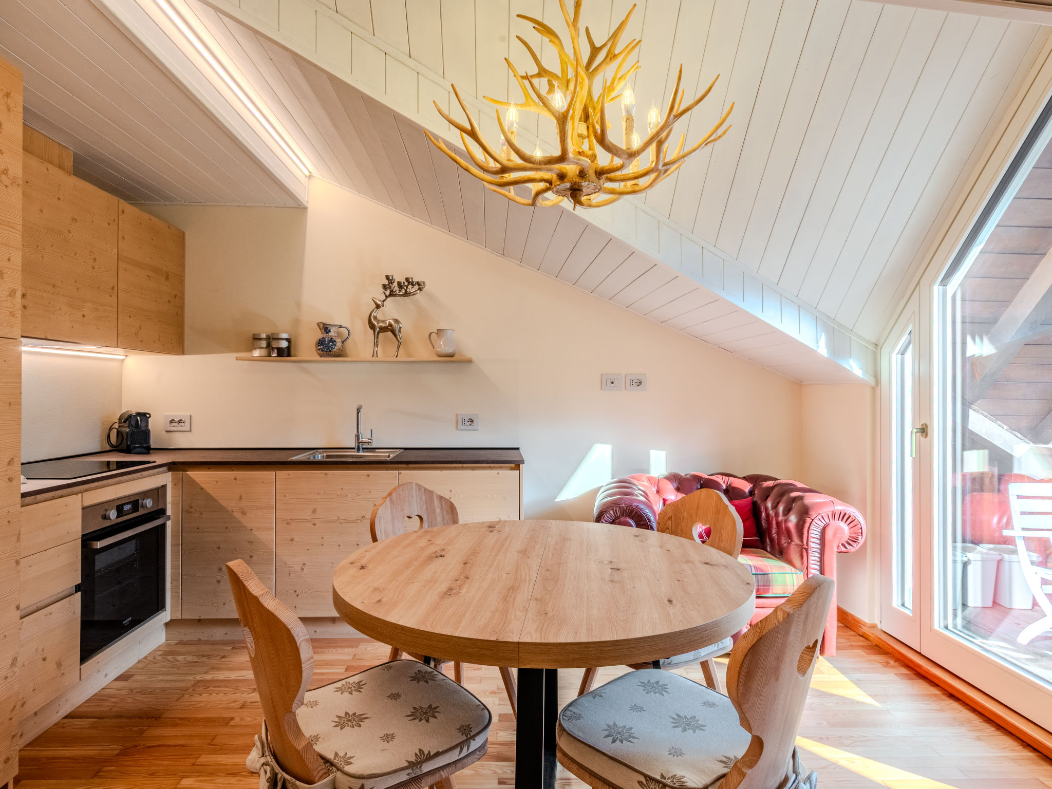 Appartement Dorian – Cuisine et coin repas, photo 7 sur 28