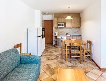 Baldo Living Apartment A: Gezellig appartement in hartje Pinzolo, 700m van de piste - thumbnail 6