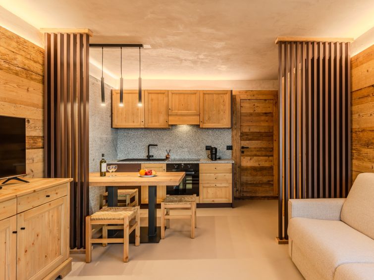 Op 1,3 km van de piste: Sfeervol appartement in Pinzolo in Pinzolo