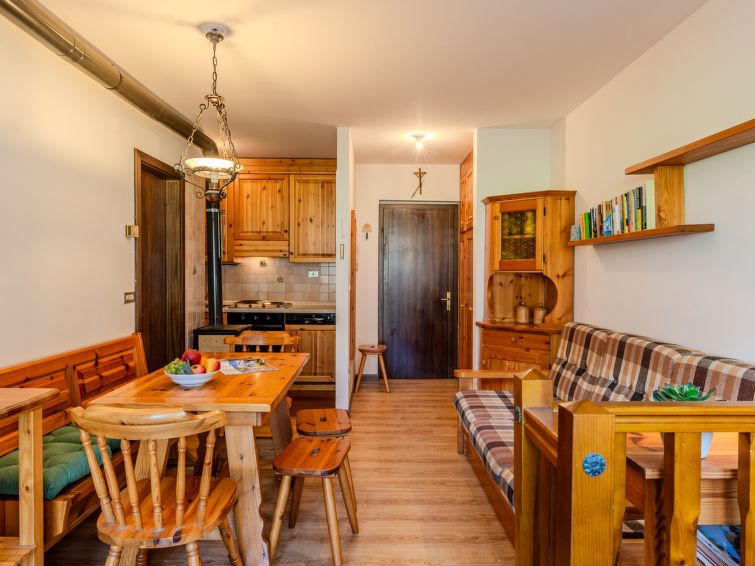 8-persoons appartement ai Fiori in het centrum van Pinzolo in Pinzolo