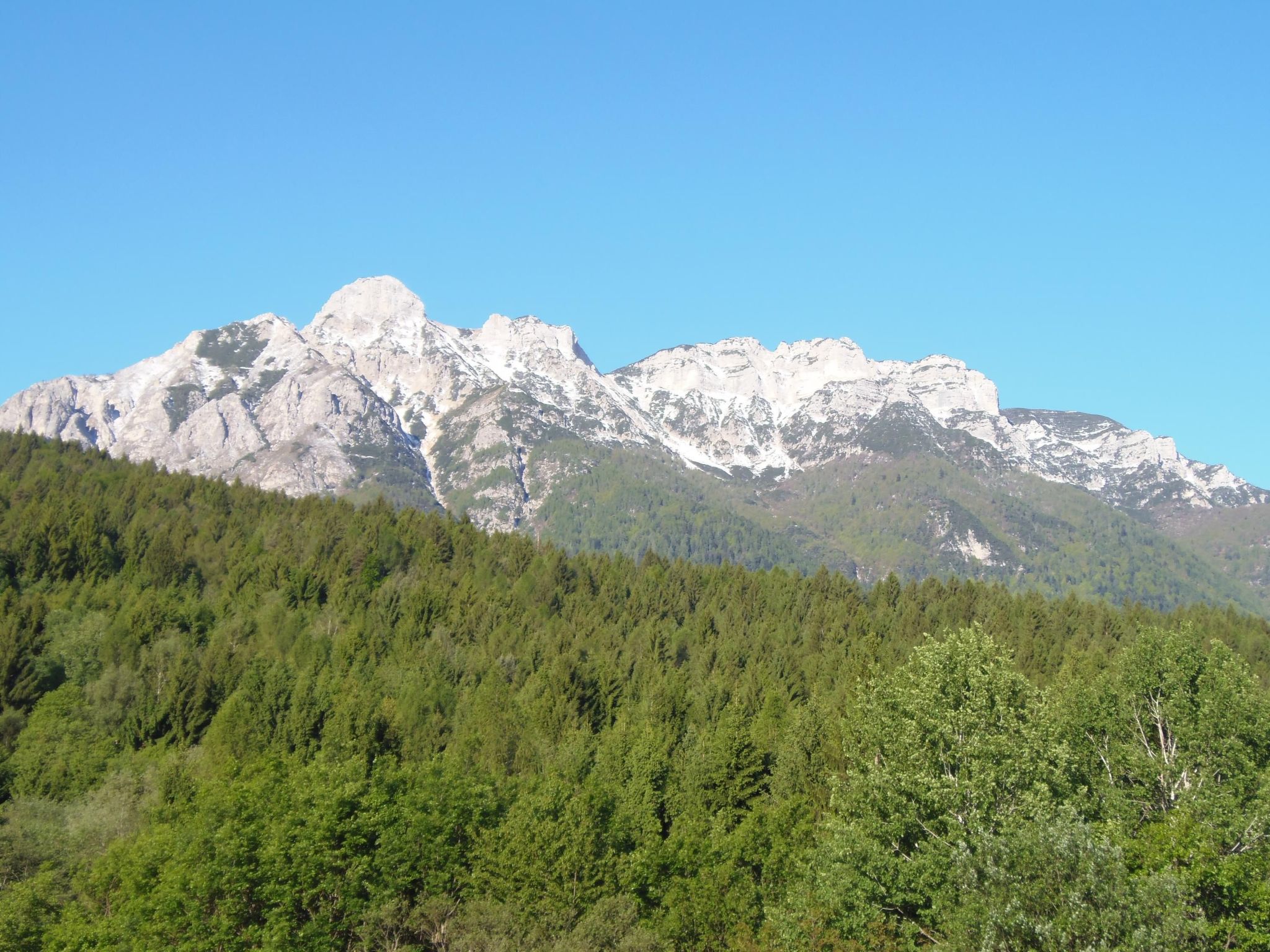 Wohnung in Campregheri mit Terrasse - Buiten
