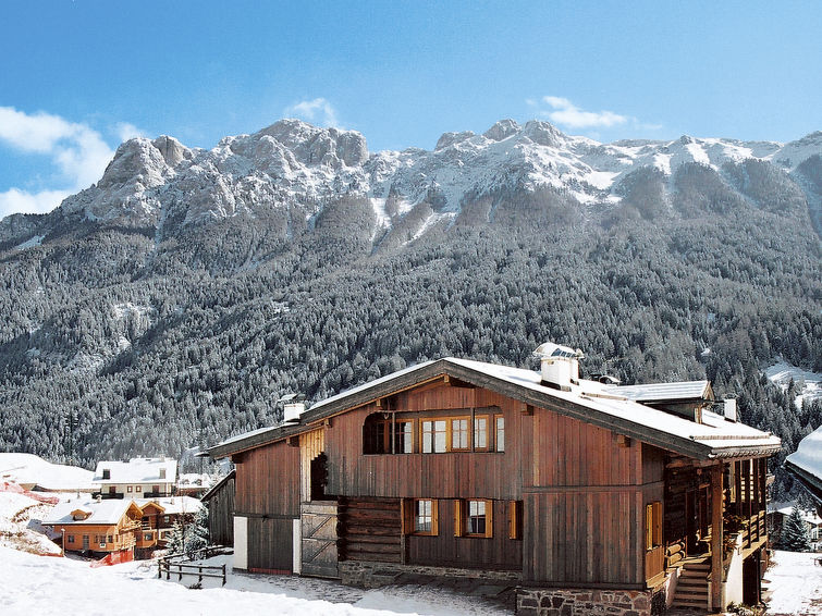 Search and Stay destination Soraga, Trentino-Alto Adige - Italy from AU$ 229. Degasper