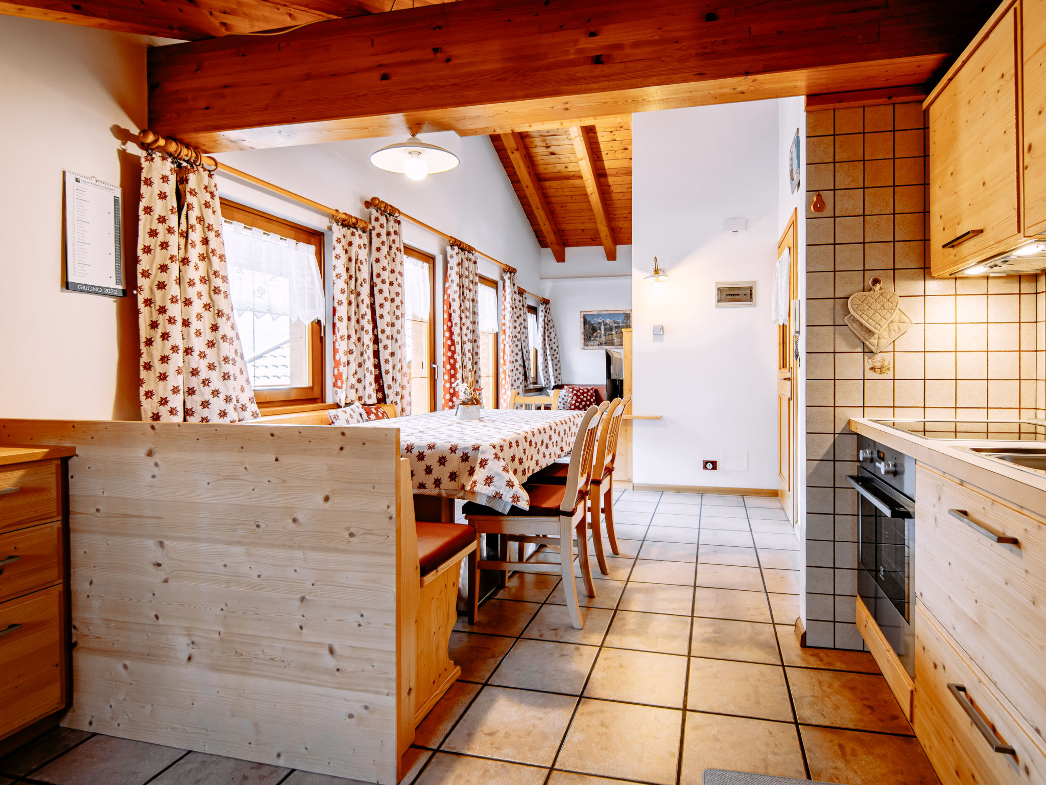 Appartement Carmen – Cuisine et coin repas, photo 8 sur 38