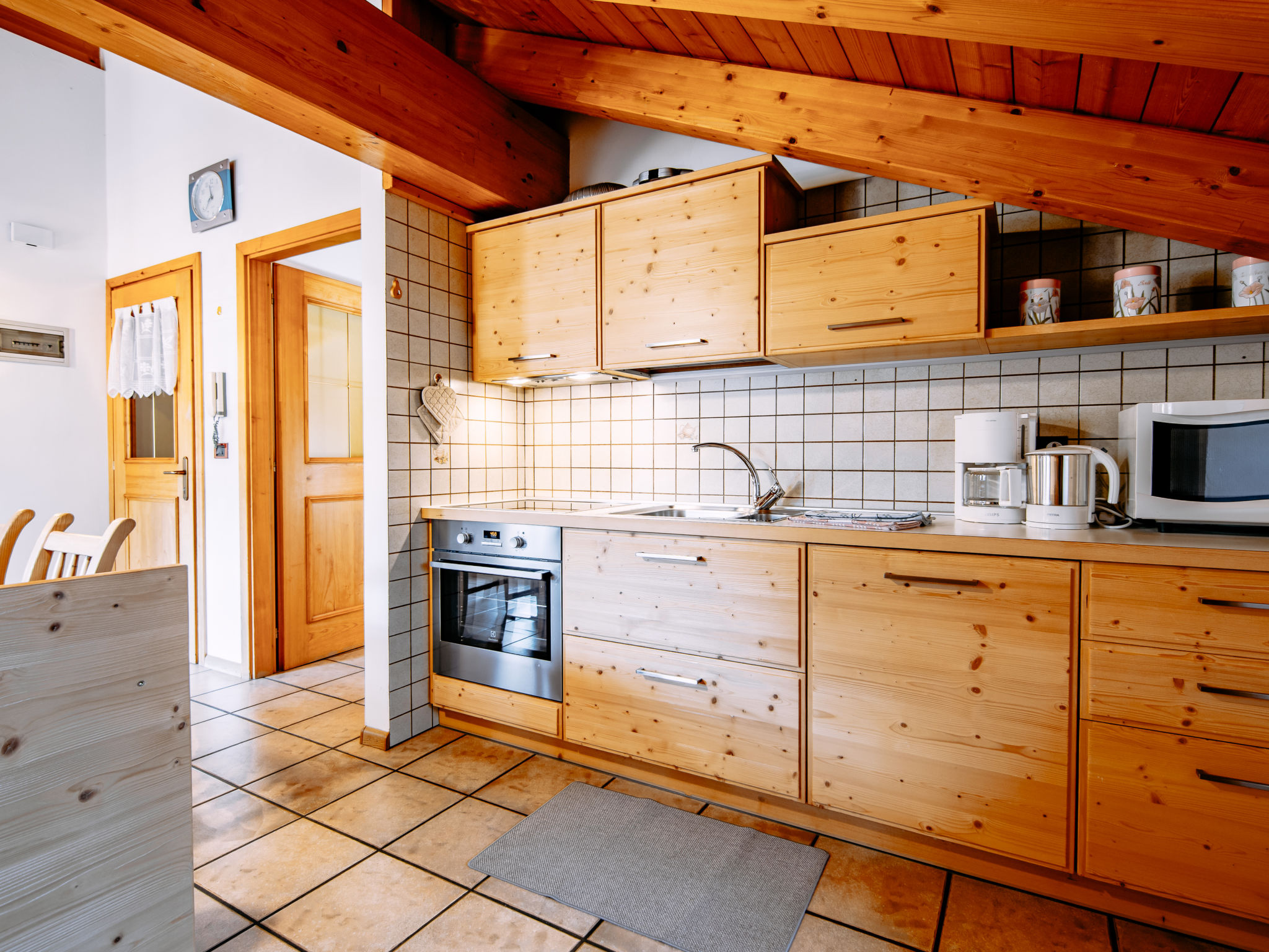 Appartement Carmen – Cuisine et coin repas, photo 7 sur 38