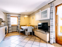 Ruim appartement voor 8 in Soraga di Fassa, vlakbij centrum en skibus - thumbnail 6