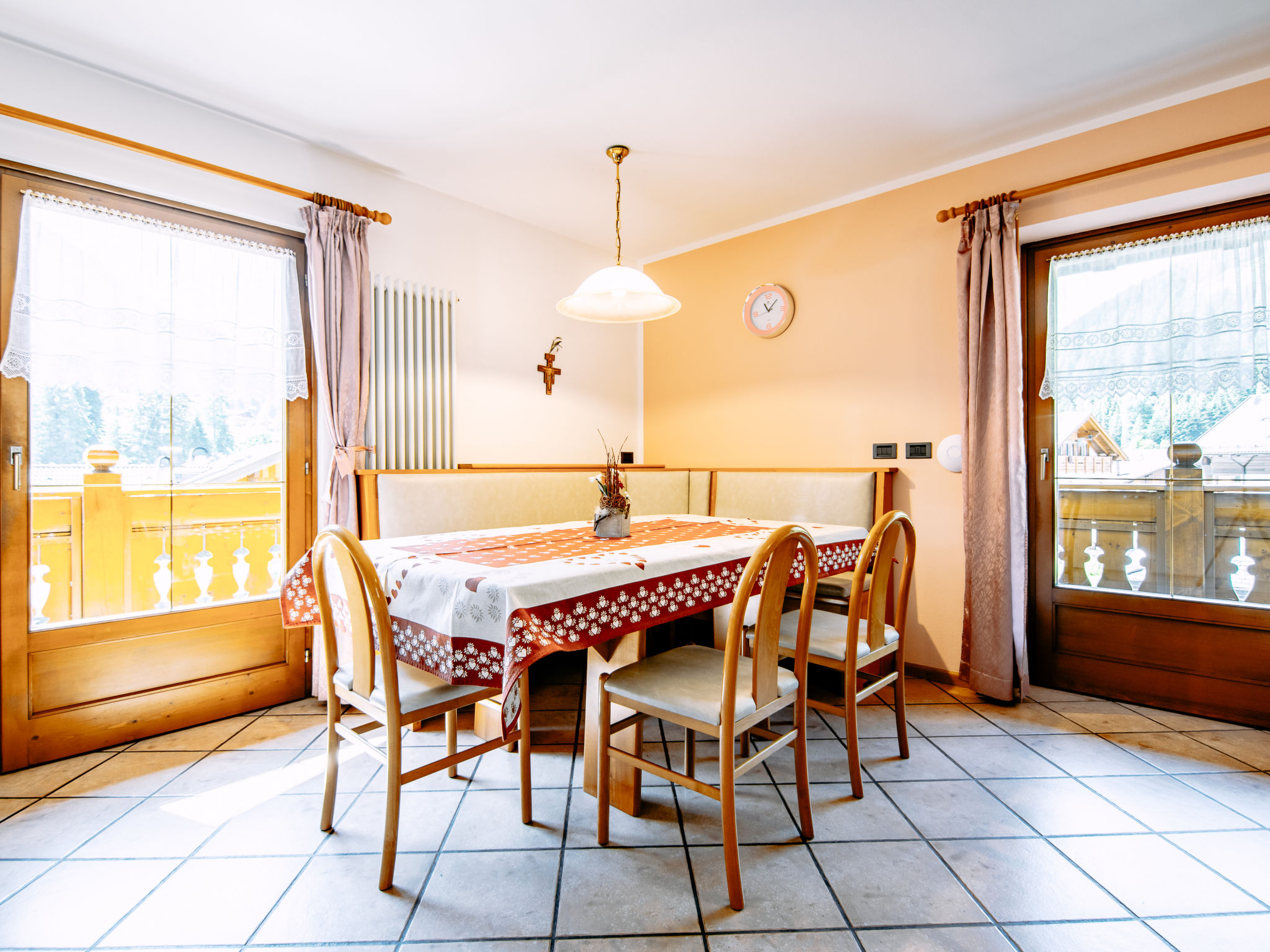 Ruim appartement voor 8 in Soraga di Fassa, vlakbij centrum en skibus - foto 5