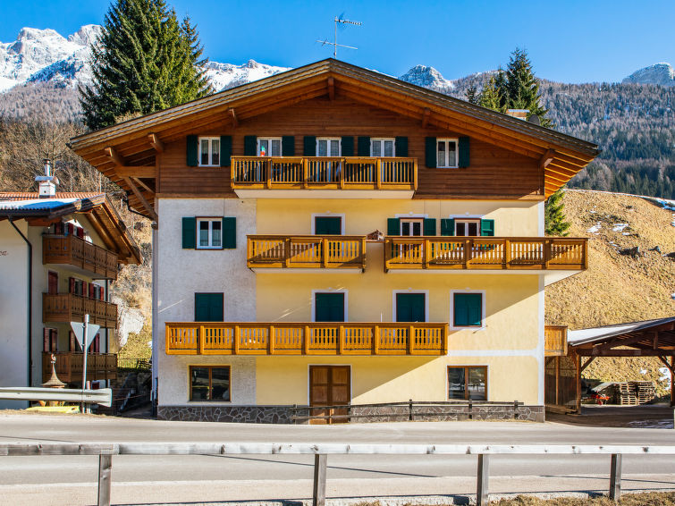 Foto: Soraga di Fassa - Dolomieten