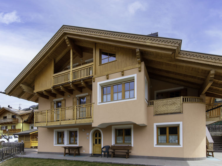 4-persoons appartement met bergzicht in Soraga di Fassa in Soraga di Fassa