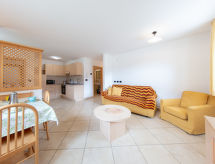 Zonnig appartement voor 6 personen in Soraga di Fassa, nabij de Dolomieten - thumbnail 3