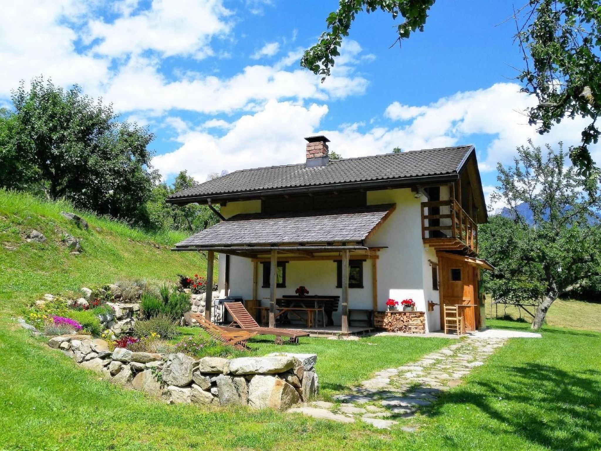 Vakantiehuis in Frassilongo (Italië) 1 hond is welkom