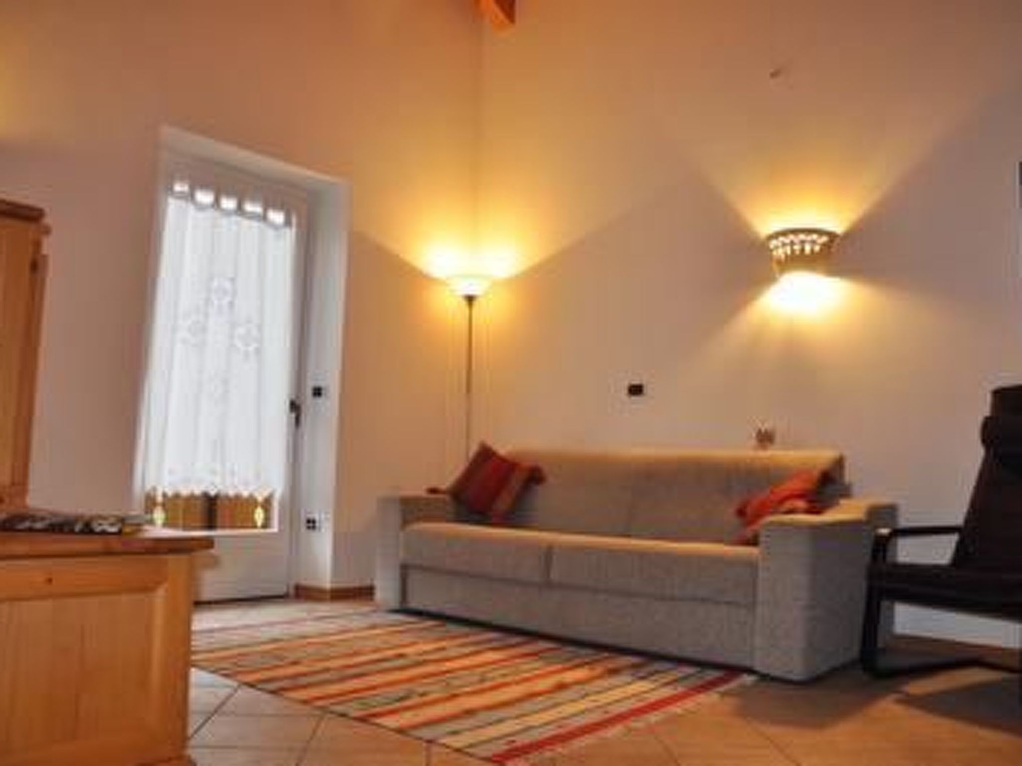 Elegantes und geräumiges Dachgeschosszimmer in den Dolomiten-Dedans