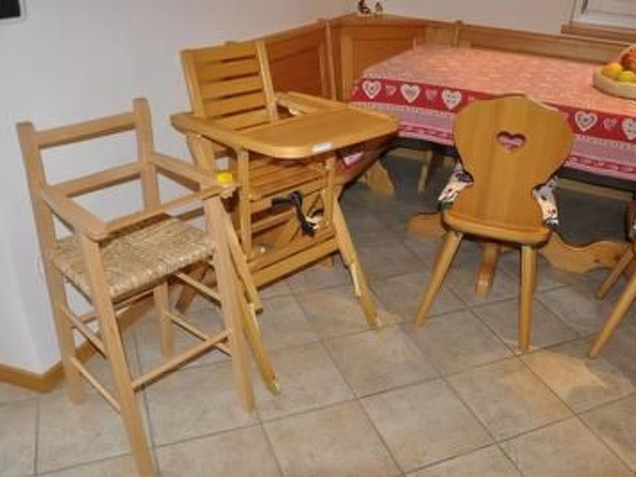 Elegantes und geräumiges Dachgeschosszimmer in den Dolomiten-Dedans