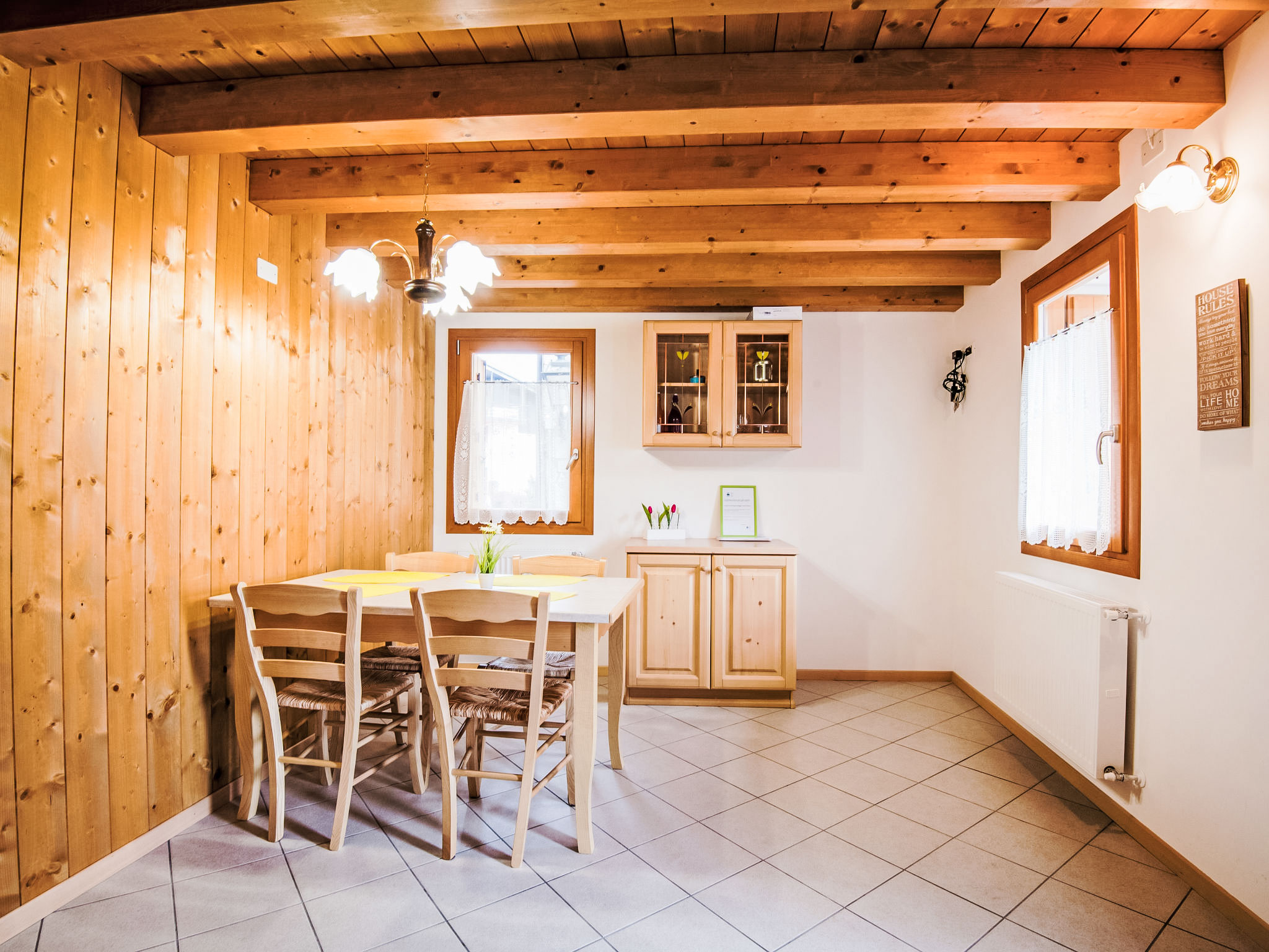 Kitchen / Dining Room