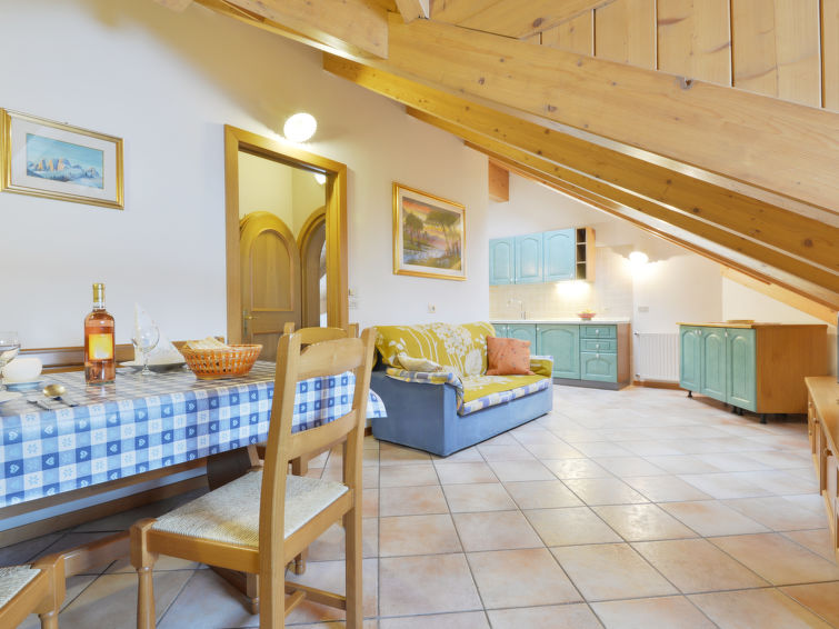 4-persoons appartement Ardoney met bergzicht in Campitello in Campitello