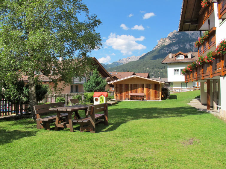 Zonnig appartement Bernard voor 8 personen in Campitello · 90 m² in Campitello