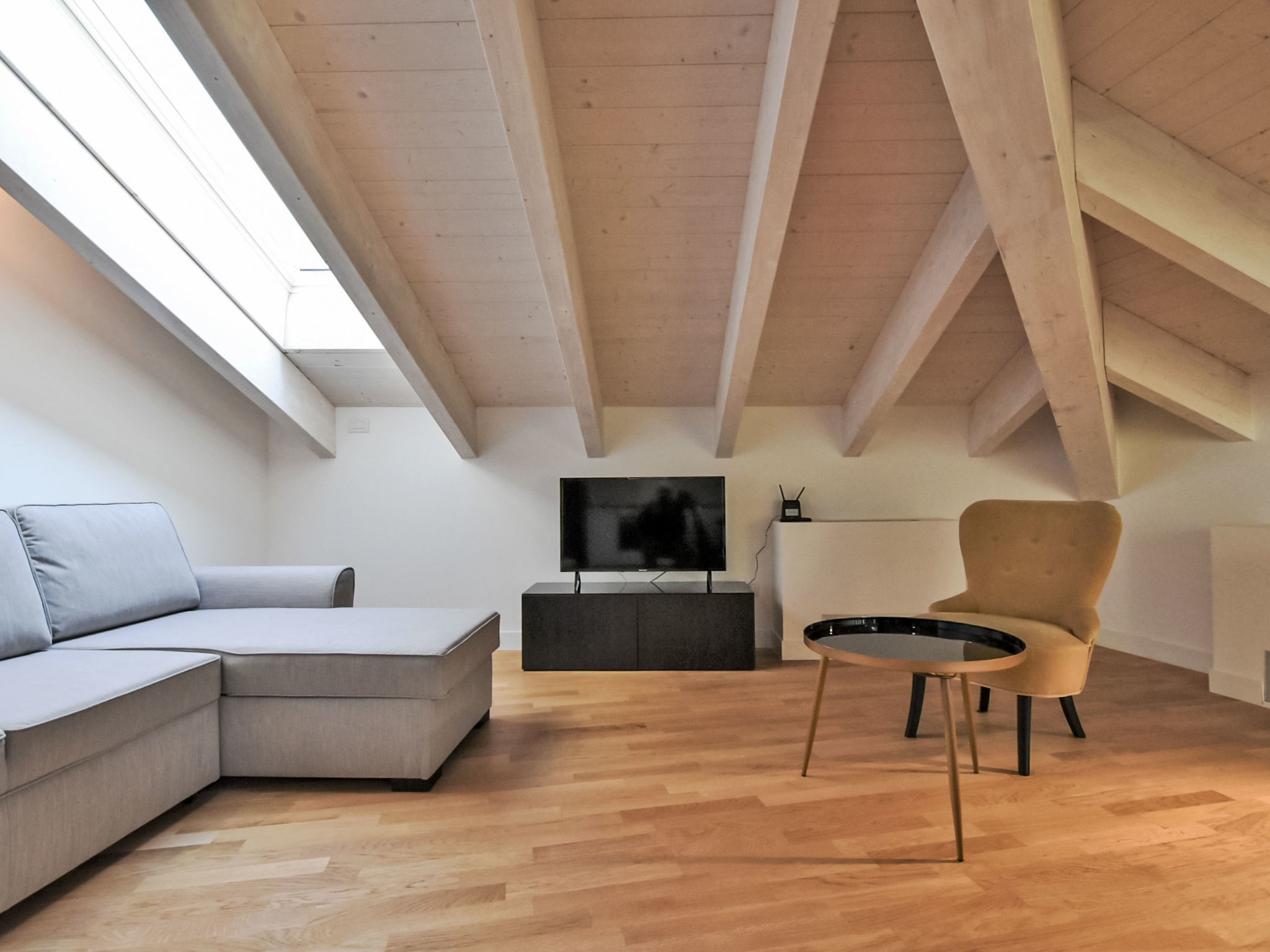 White Attic Terrace Apartment in Milan