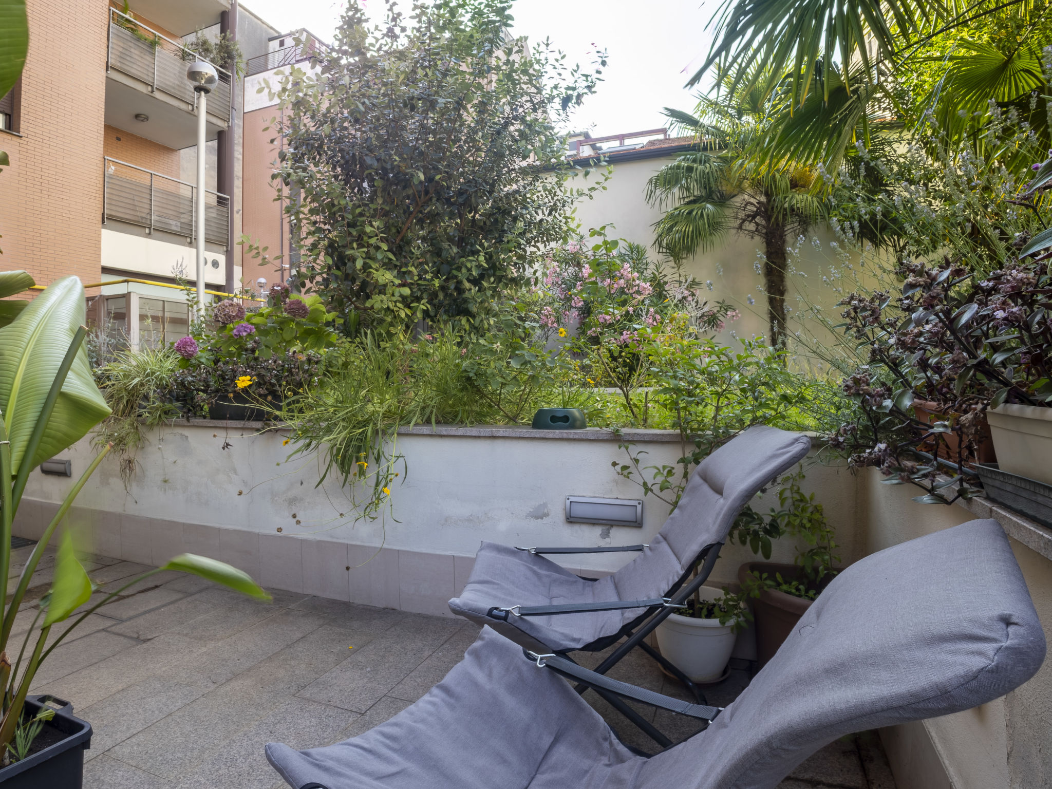 NoLo Garden Loft - Outside