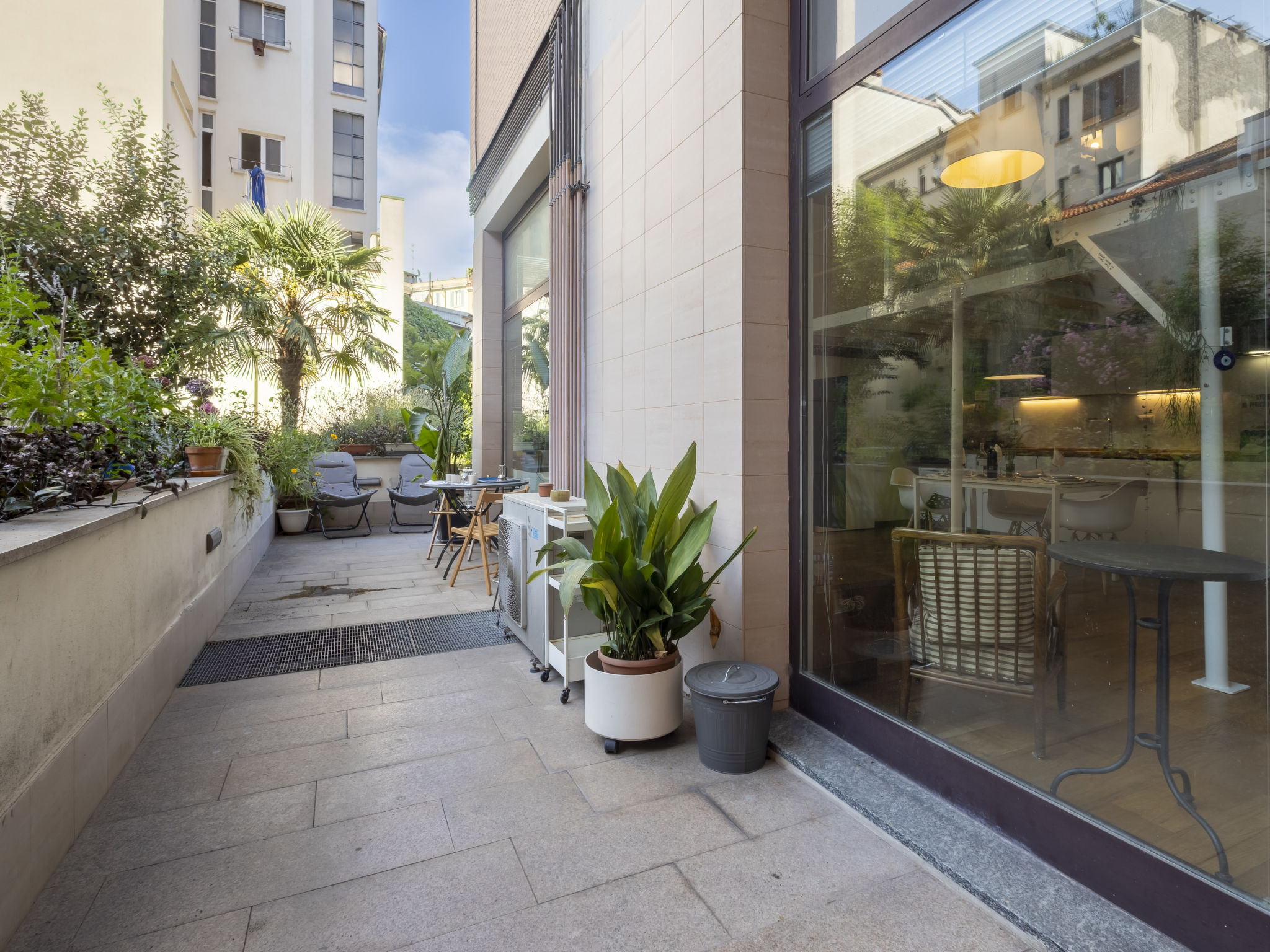 NoLo Garden Loft - Outside