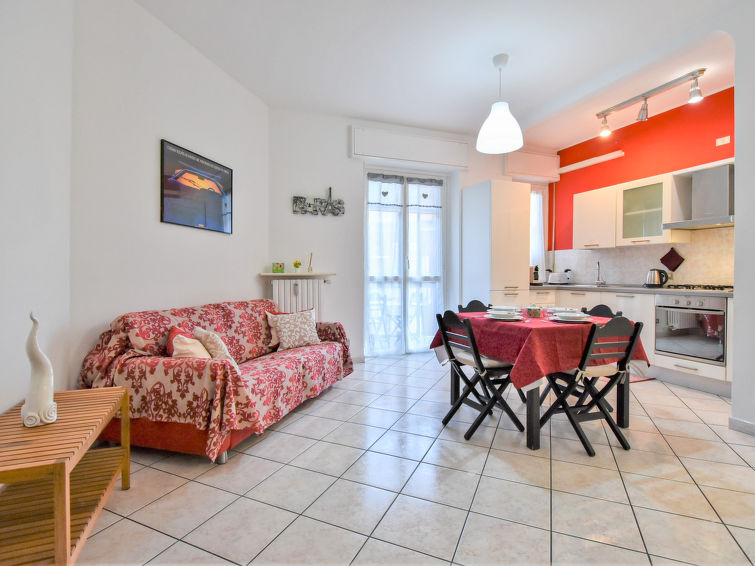 Search and Stay destination Città metropolitana di Milano, Lombardia - Italy from AU$ 226. Forze Armate