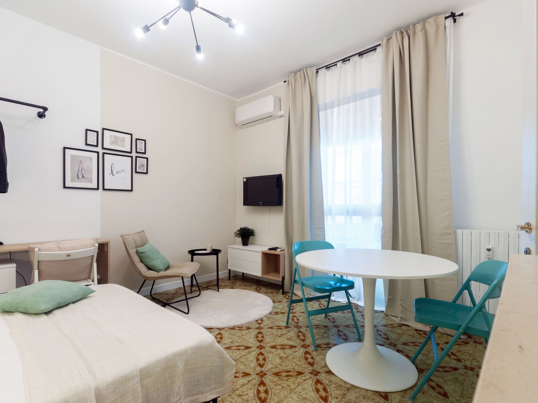 Ein-Zimmer-Wohnung 'Milan' mit Balkon