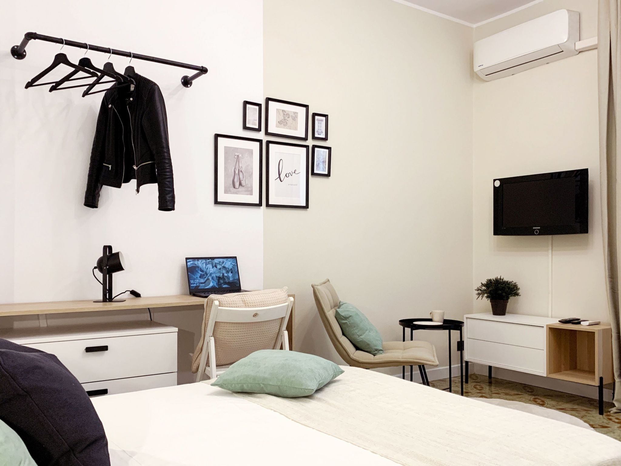 Photo of Ein-Zimmer-Wohnung 'Milan' mit Balkon