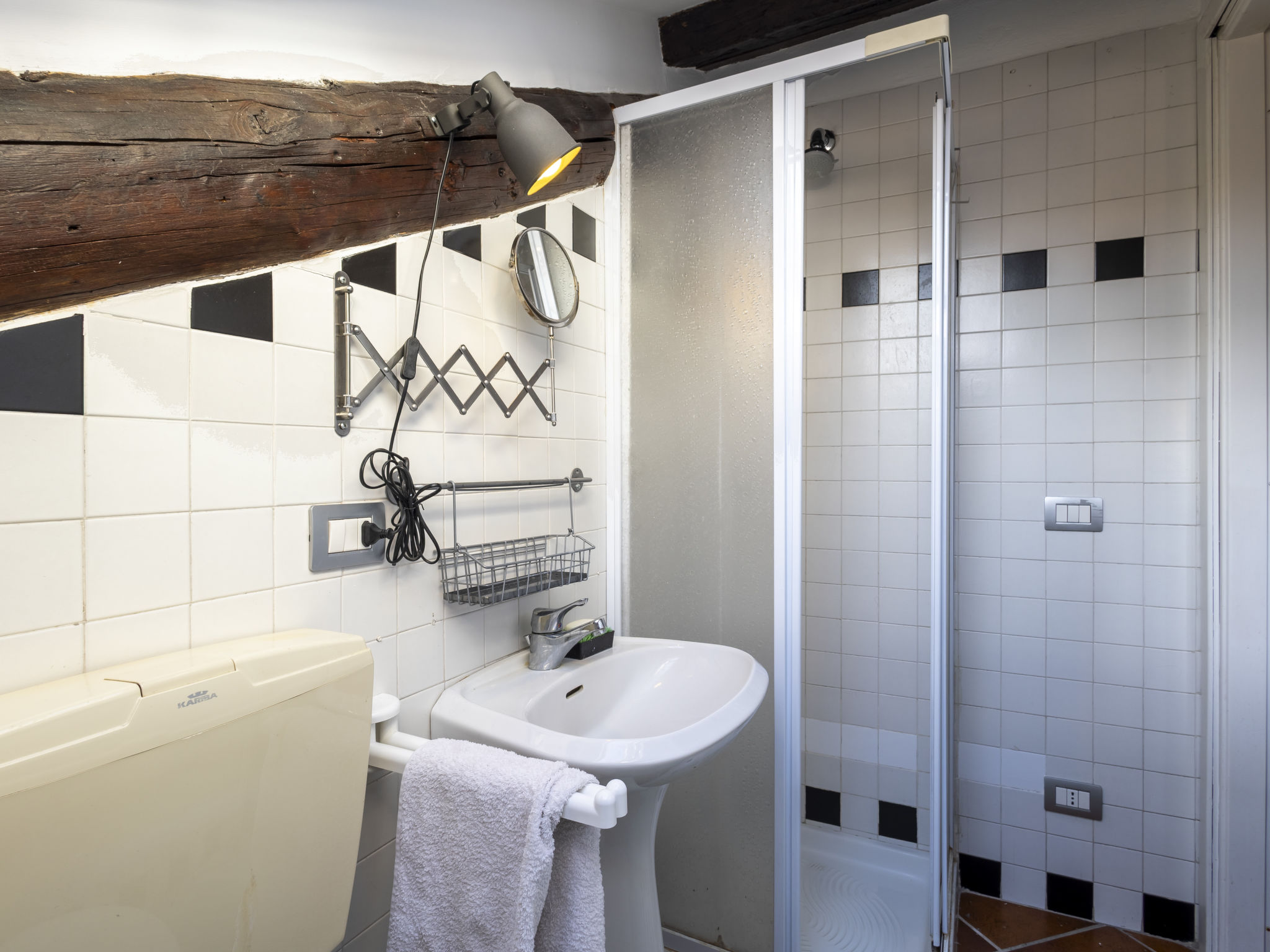 Terraggio Mansard-Inside