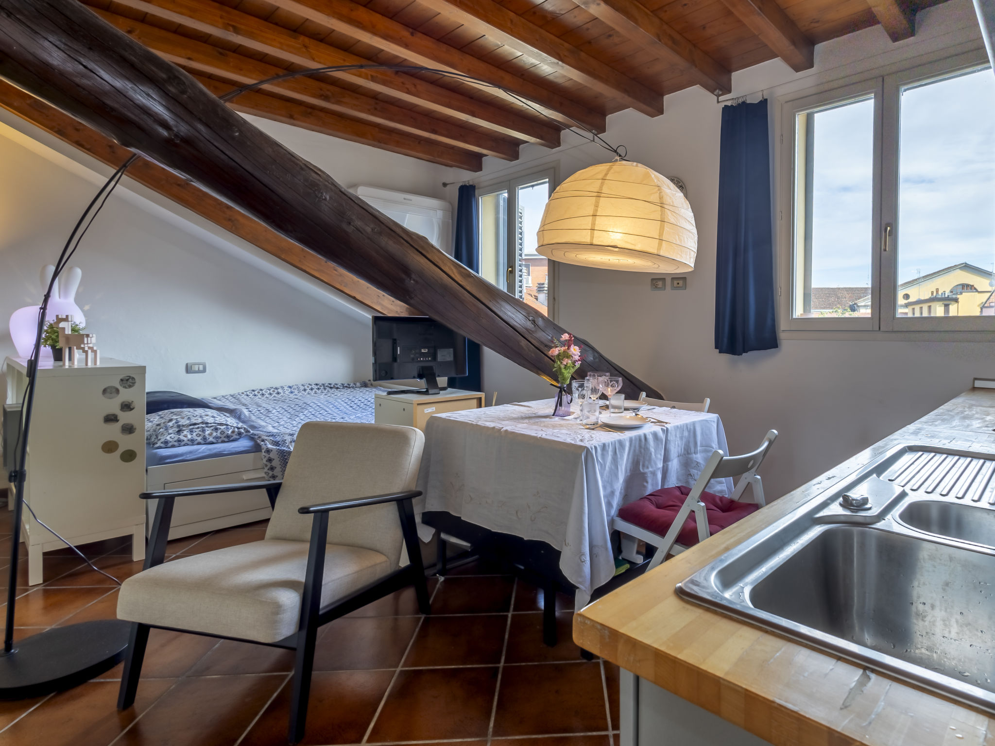 Terraggio Mansard-Inside