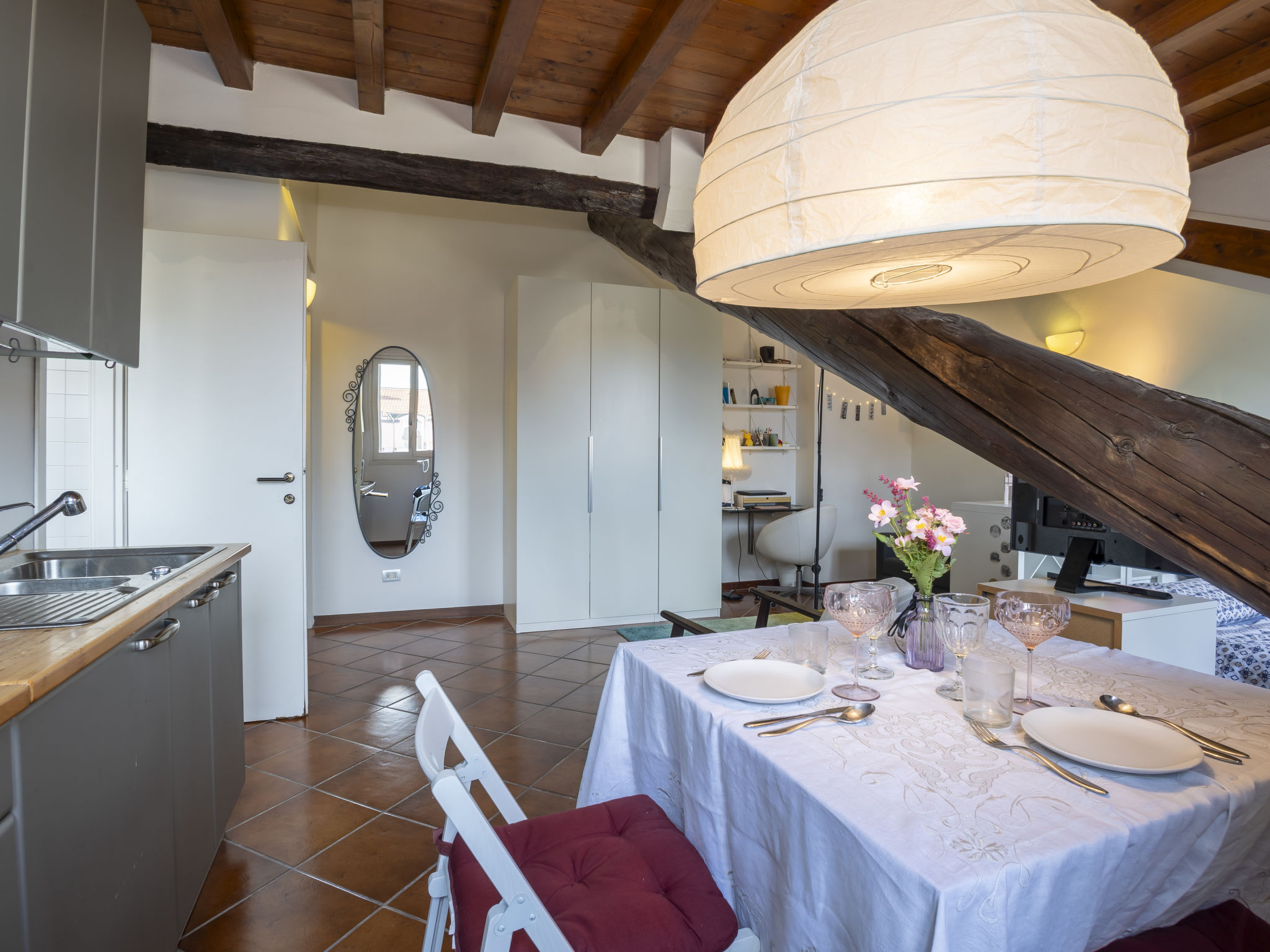 Terraggio Mansard-Inside