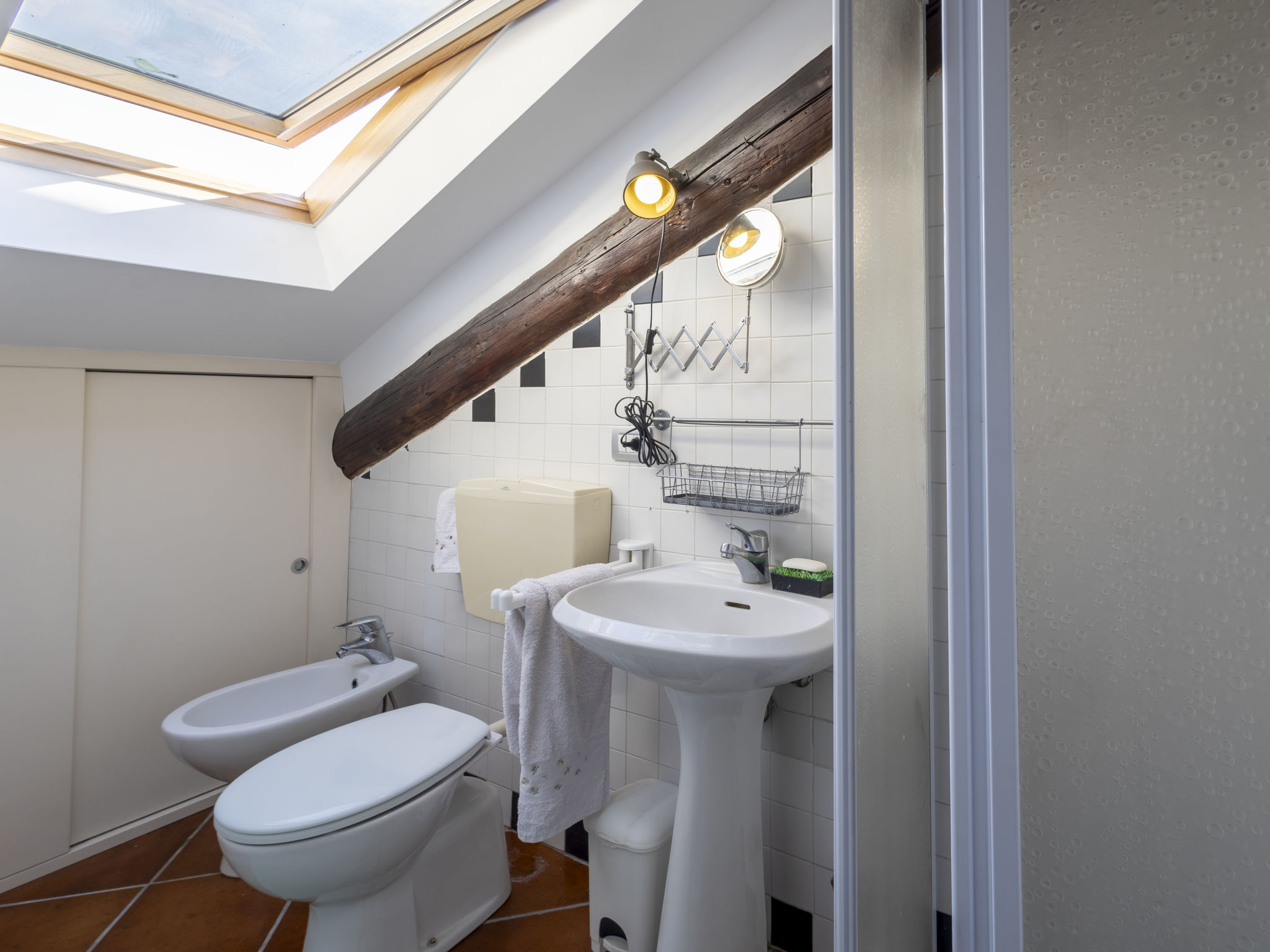 Terraggio Mansard-Inside