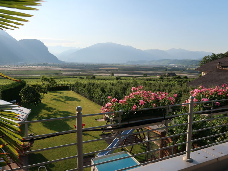 Search and Stay destination Andriano, Trentino-Alto Adige - Italy from AU$ 240. Neuhaus