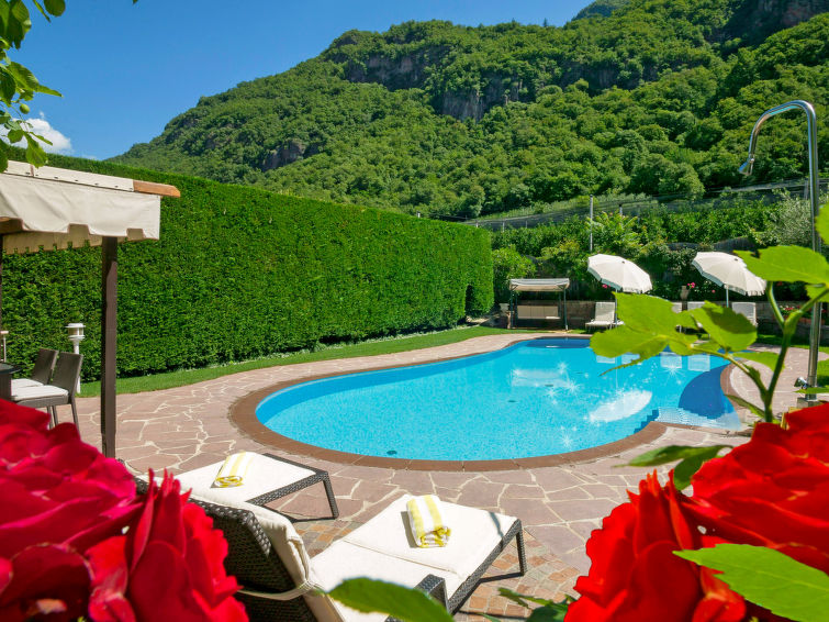 Search and Stay destination Burgstall, Trentino-Alto Adige - Italy from AU$ 454. Schöneck