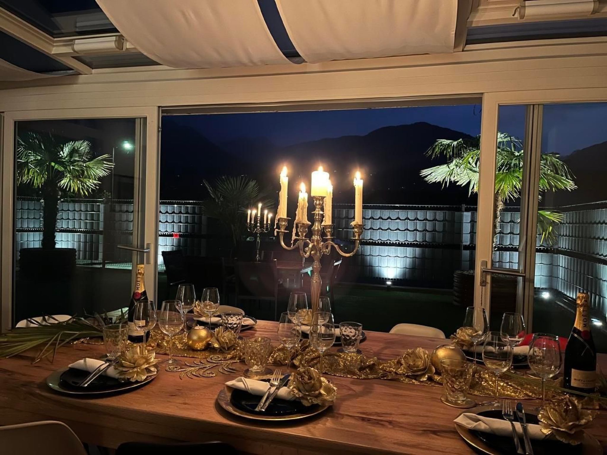 Guesthouse Le Palme-Binnen