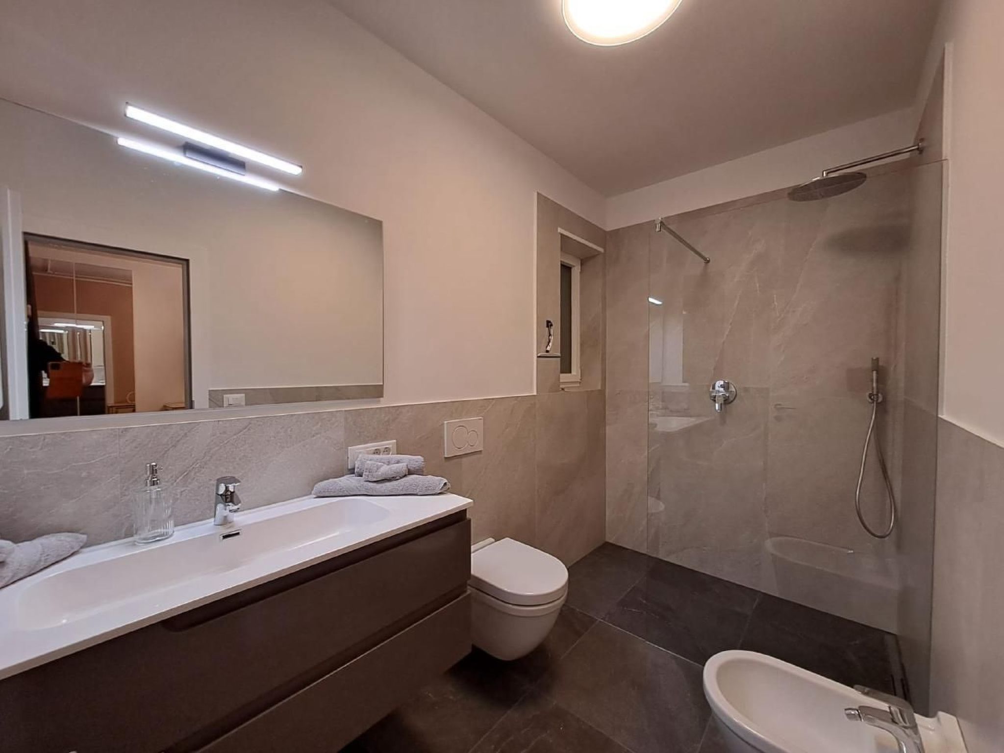 Guesthouse Le Palme-Binnen