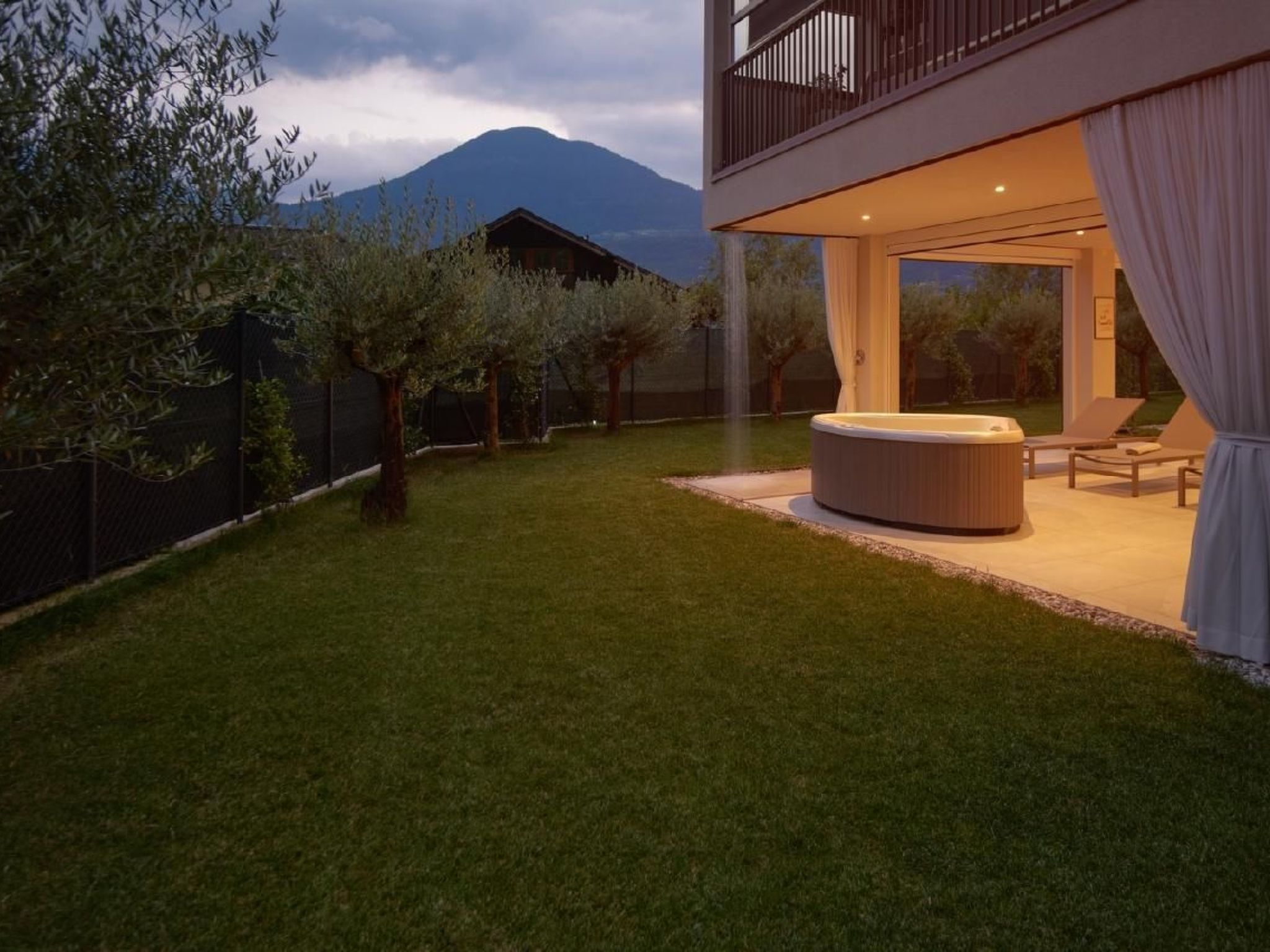 Fewo mit Pool, Sauna und Whirlpool-Binnen