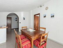 Ferienzimmer in Tolasudolsa Zimmer Frühstück