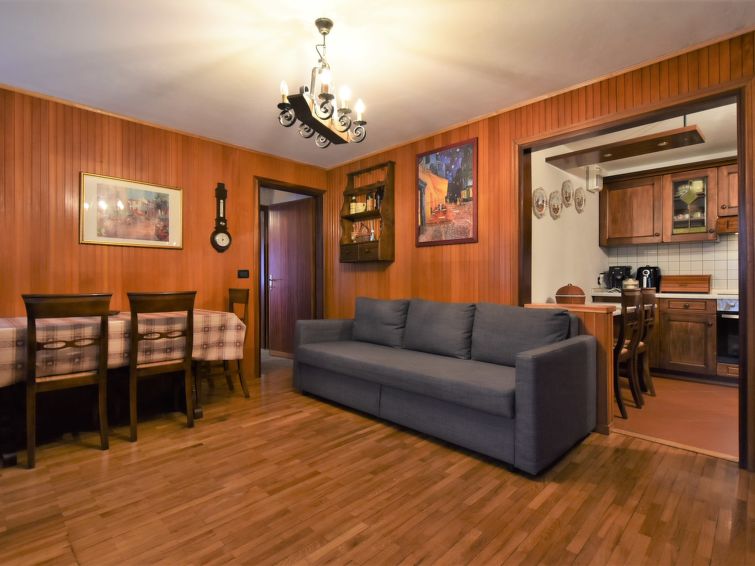 Search and Stay destination Temù, Lombardia - Italy from AU$ 176. La Casa del Giova