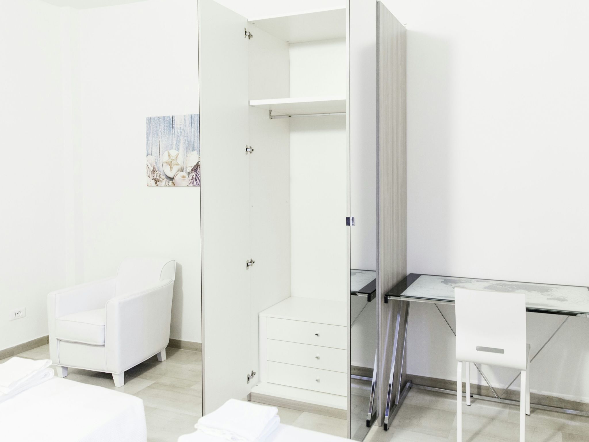 Auf dem Messegelände 14, in der Nähe des Zentrums und gegenüber dem Messegeländ-Image-tags.info