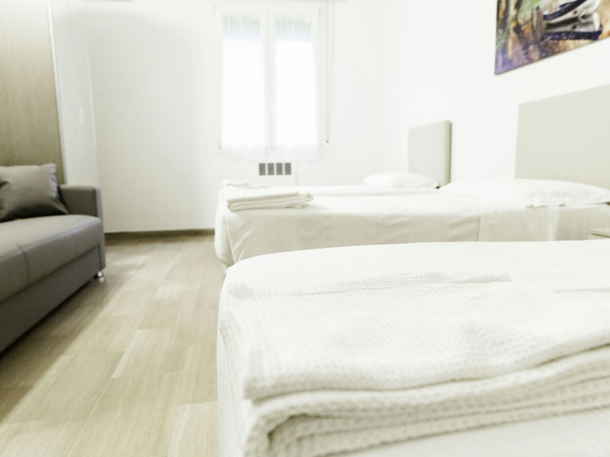 Auf dem Messegelände 14, in der Nähe des Zentrums und gegenüber dem Messegeländ-Image-tags.info