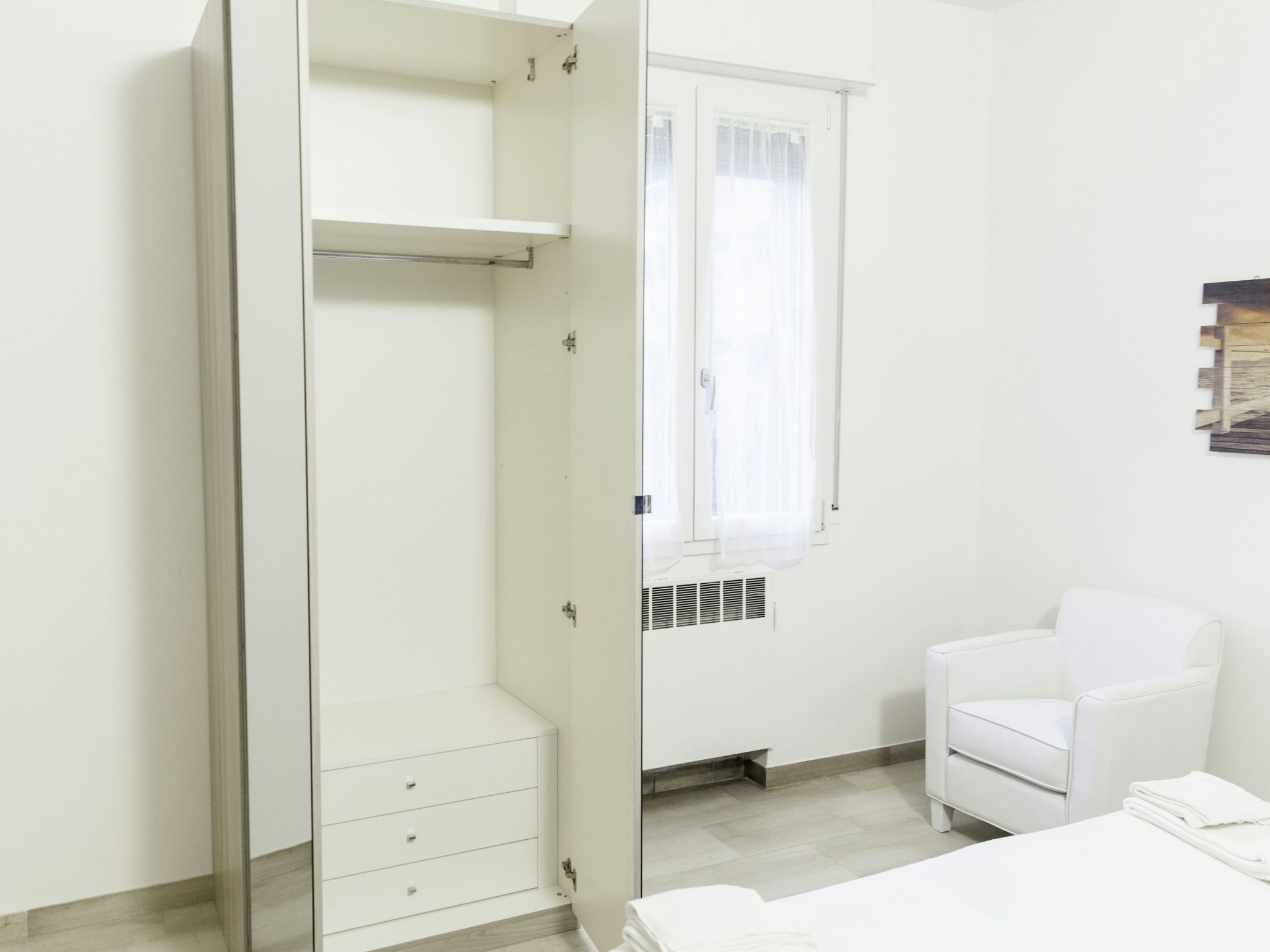 Auf dem Messegelände 14, in der Nähe des Zentrums und gegenüber dem Messegeländ-Image-tags.info