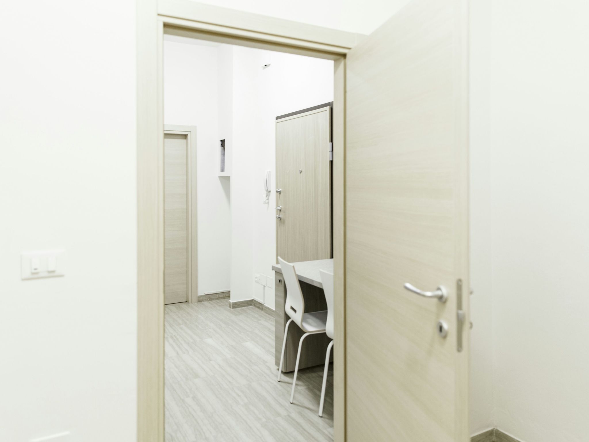 Auf dem Messegelände 14, in der Nähe des Zentrums und gegenüber dem Messegeländ-Image-tags.info