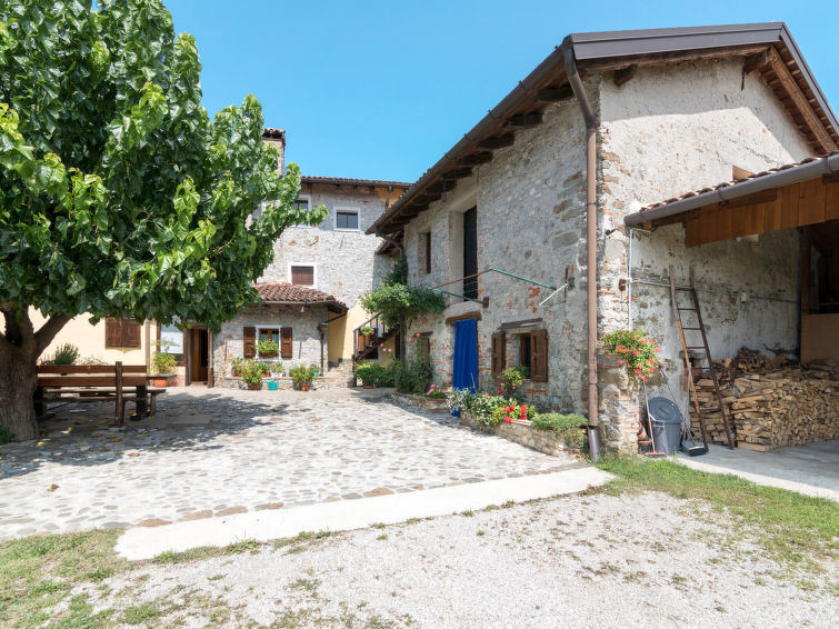 Search and Stay destination San Giovanni Al Natisone, Friuli-Venezia Giulia - Italy from AU$ 125. Al Rustico