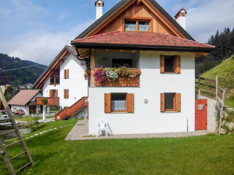 Search and Stay Destinations. Holidays Rentals in Baus, Province of Udine - Friuli-Venezia Giulia - Italy