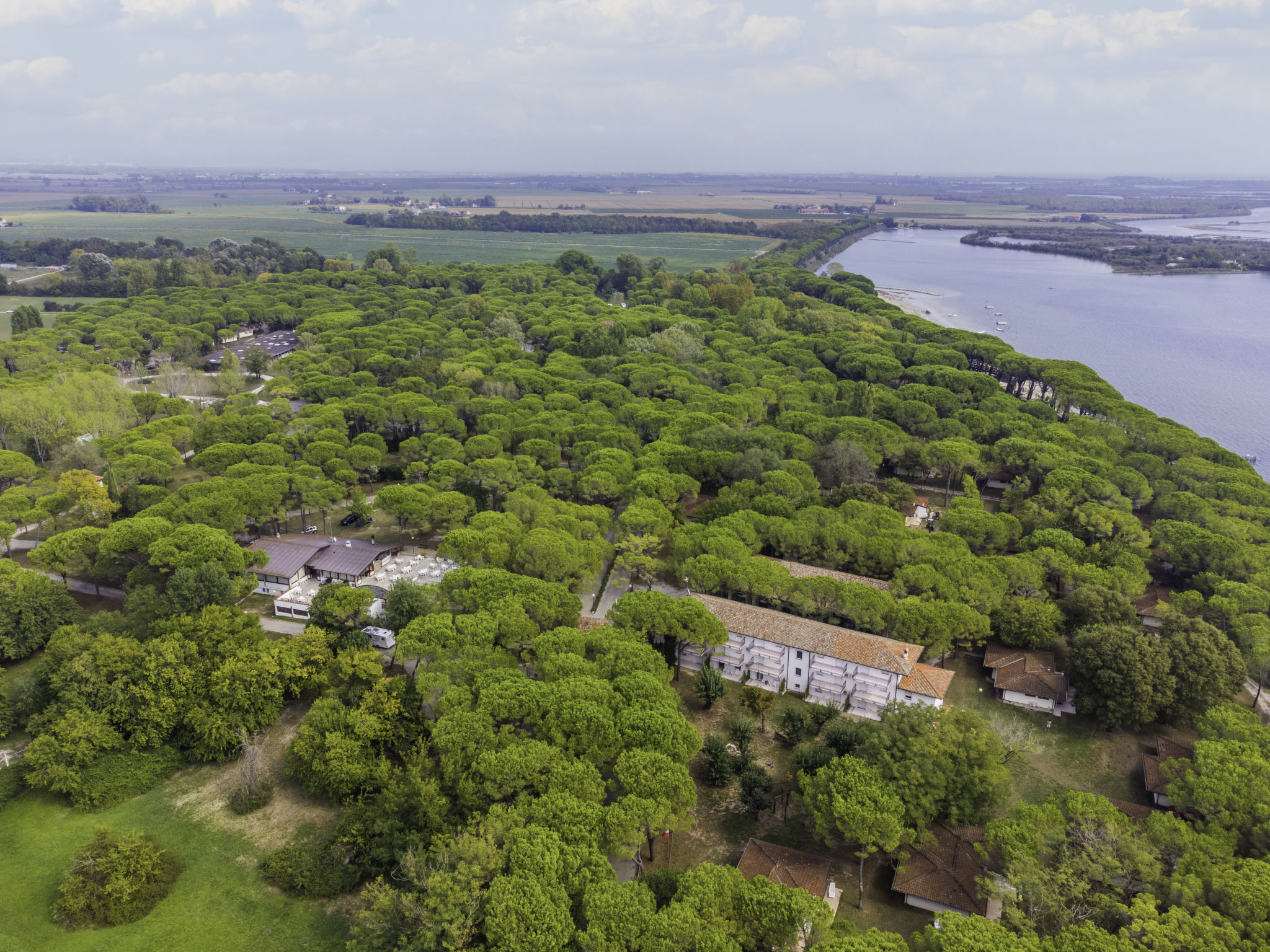 Vrijstaande stacaravan op 20 meter van zee bij Grado - foto 41