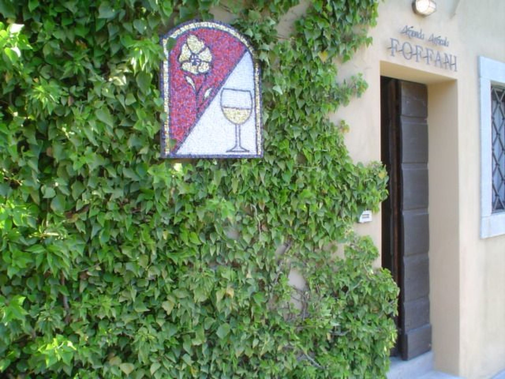 Mit Privatparkplatz-Binnen