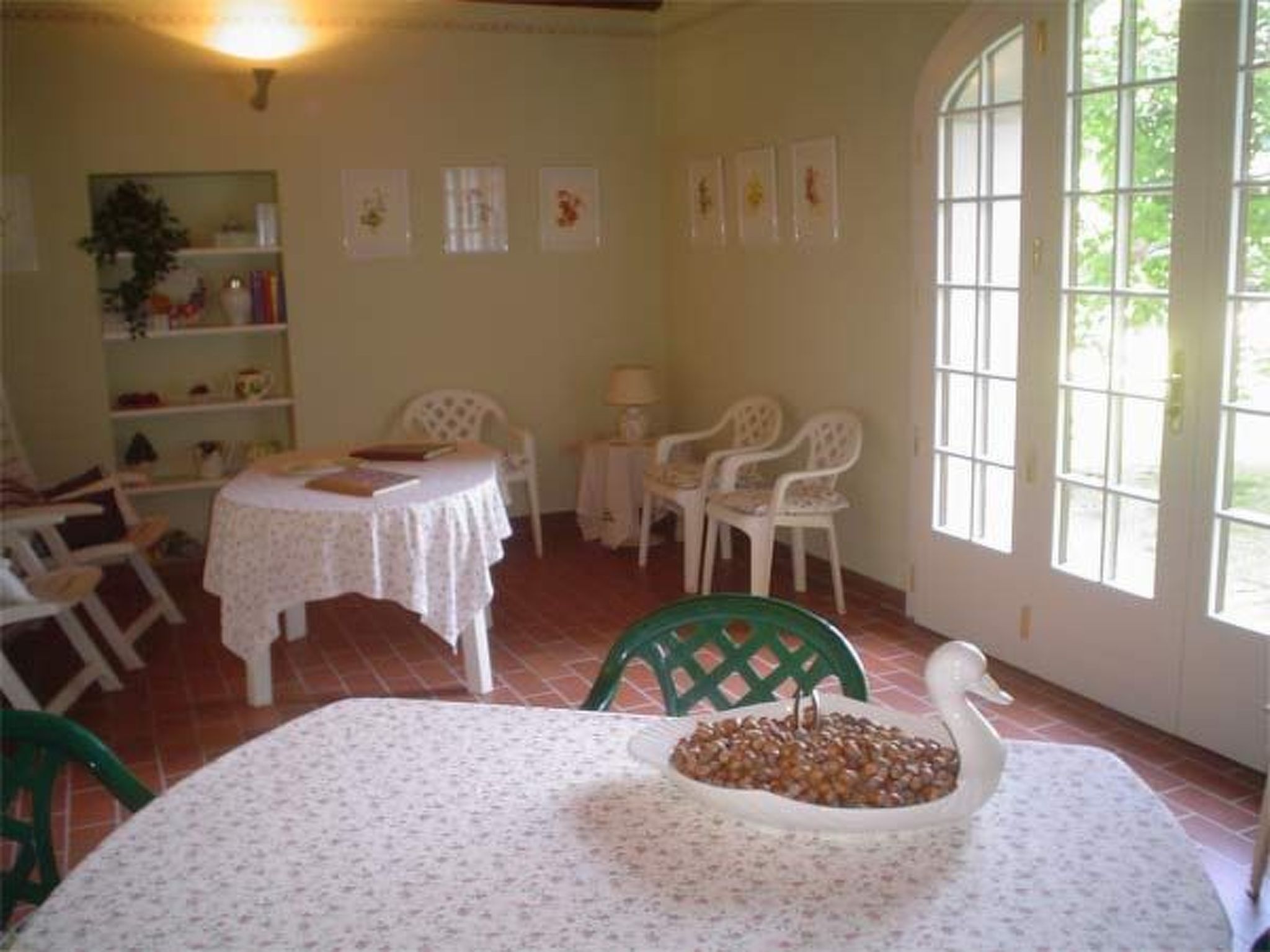 Mit Privatparkplatz-Binnen