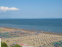Knus appartement in Residenz Valgardena, 250m van zee in Lignano Pineta - thumbnail 2