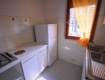 Sfeervolle duplex aan de Adriatische kust in Lignano Pineta - thumbnail 6
