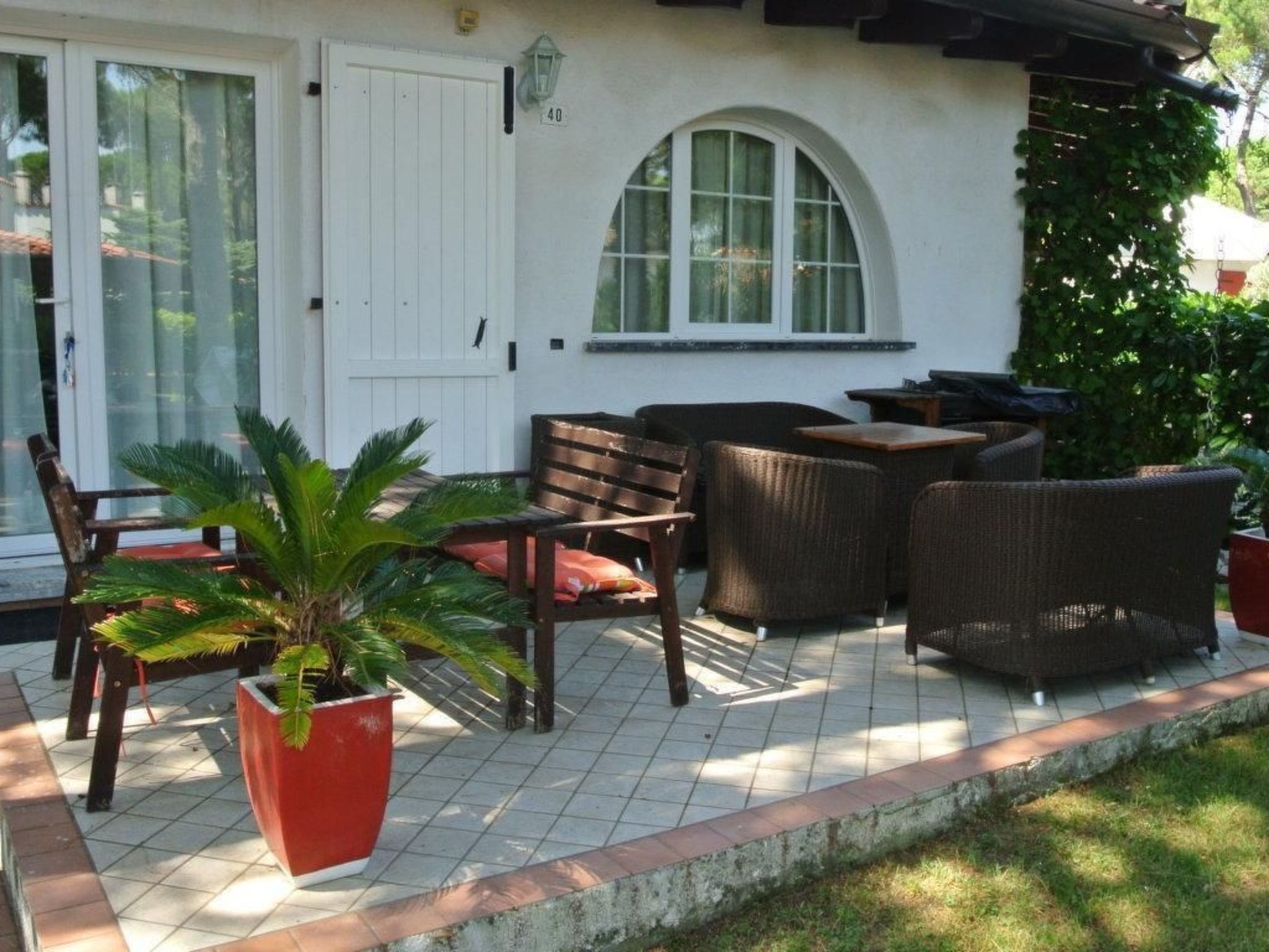 'Villa Edera' mit privatem Garten - Buiten