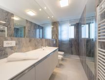 Nashira: Modern appartement aan zee in hartje Lignano Sabbiadoro - thumbnail 5